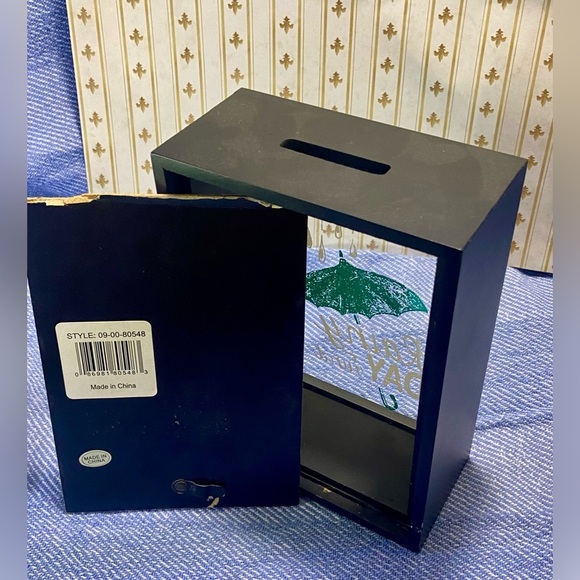 🍀 3/$15 Sleek Black Shadow Box for Coins/bills - Picture 6 of 6